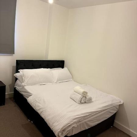 Two Bedrooms Flat In Stratford London Exterior foto